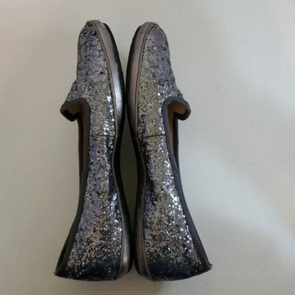 Ugg Flats Slip On Silver Metallic Loafers Leather Sheepskin Women's WOMAN'S 6 - Picture 8 of 16